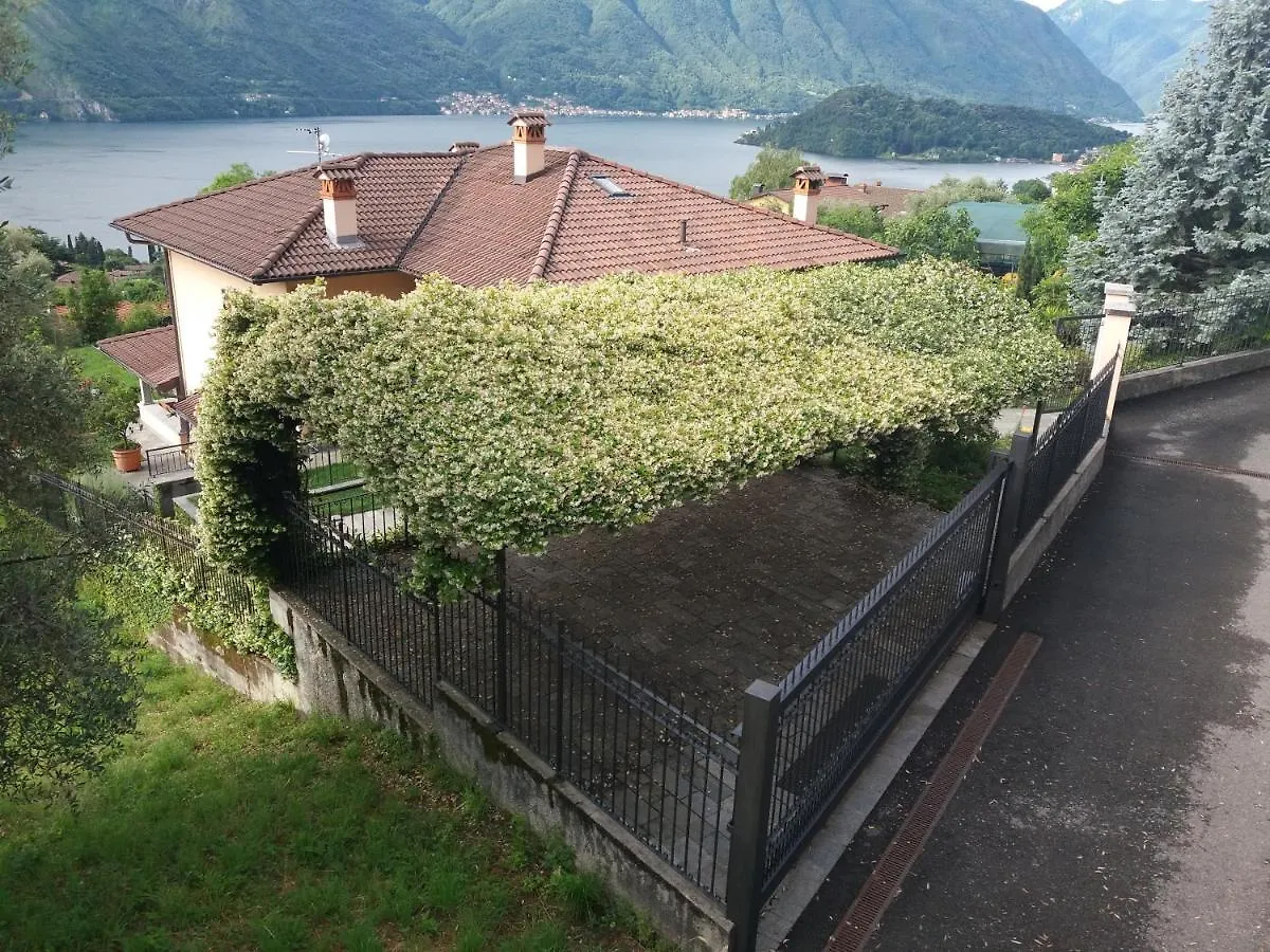 Casa Intignano - Camera Con Bagno E Portico Vista Lago Tremezzo 0*,  Italië