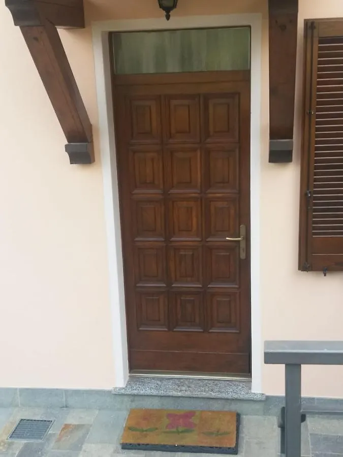 Casa Intignano - Camera Con Bagno E Portico Vista Lago Tremezzo Italië