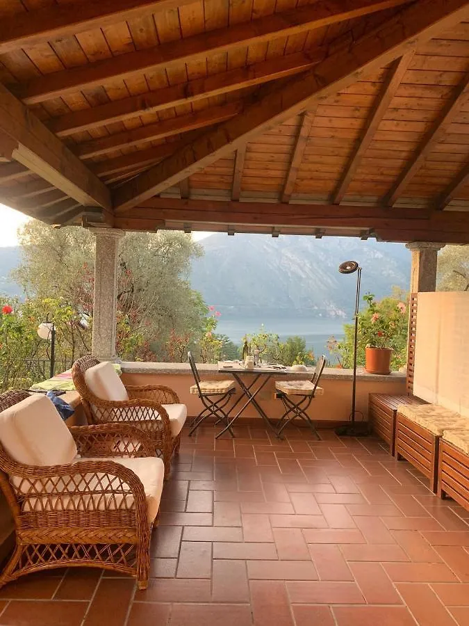 Casa Intignano - Camera Con Bagno E Portico Vista Lago Tremezzo 0*,