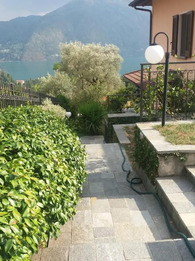 Casa Intignano - Camera Con Bagno E Portico Vista Lago Tremezzo