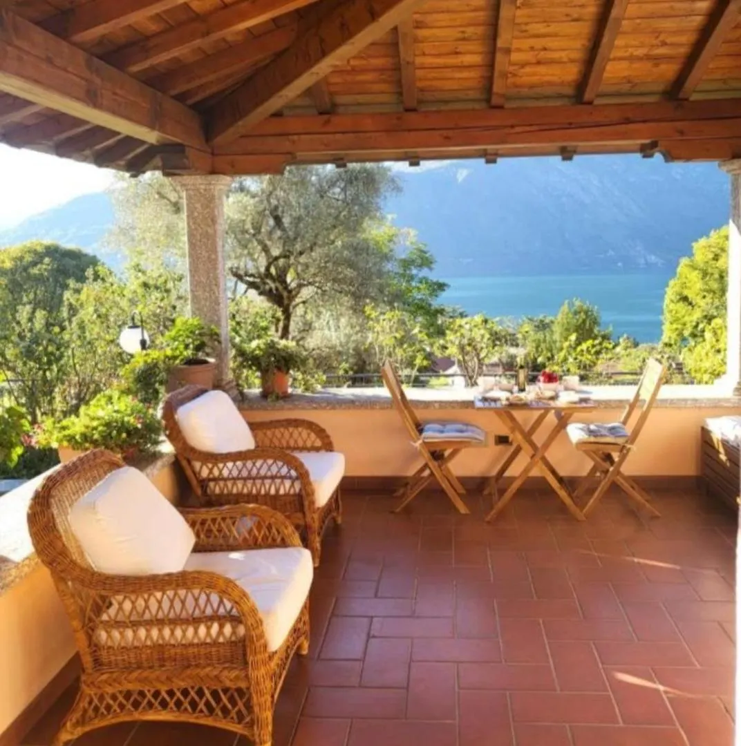 Casa Intignano - Camera Con Bagno E Portico Vista Lago Tremezzo Apartment